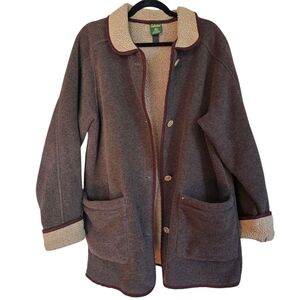 Cabela's Women's Tan Teddy Jacket with Cream Accents